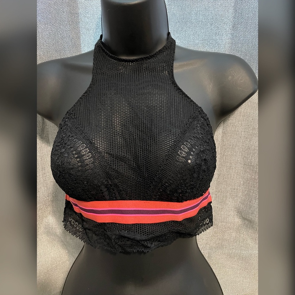 Victoria’s Secret High Neck Lace Bralette ❤️‍🔥